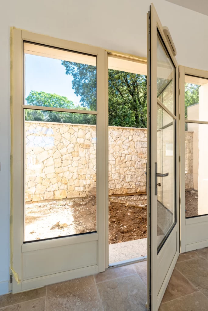 Porte en PVC